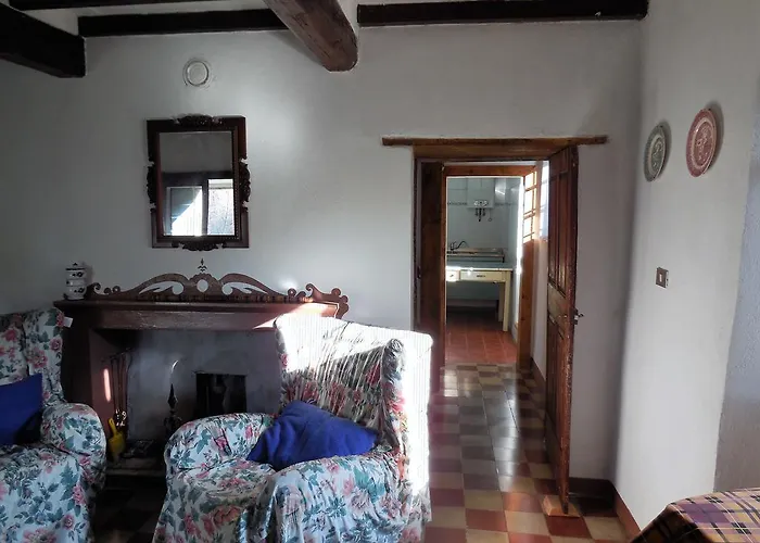 Casanuova * Tizzano Val Parma